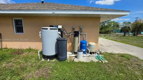 825 Costa Place Lehigh Acres FL 33972