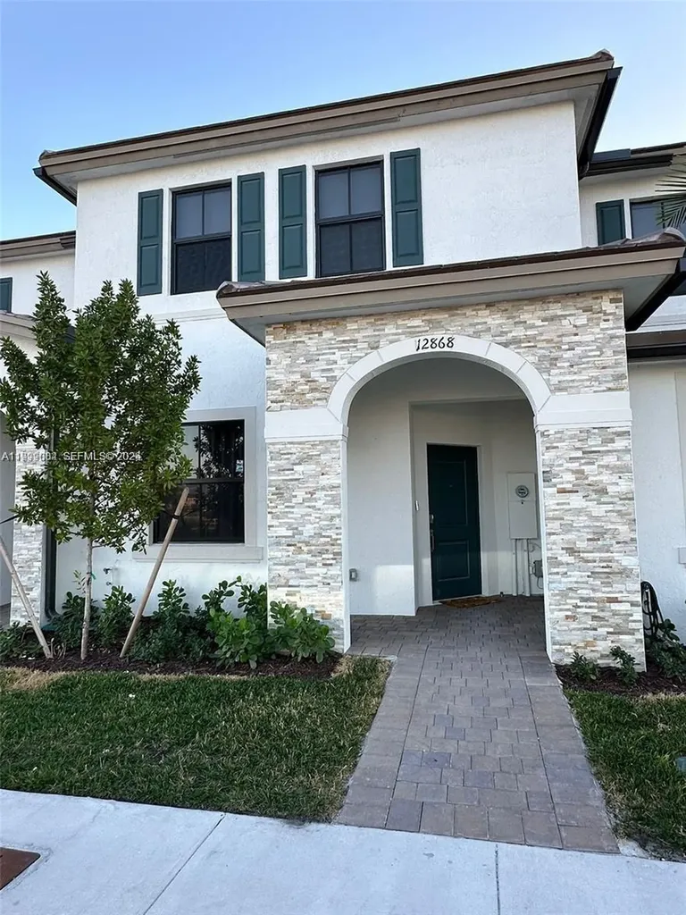 12868 SW 232nd Terrace Homestead FL 33032