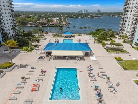 1201 S Ocean Drive Hollywood FL 33019