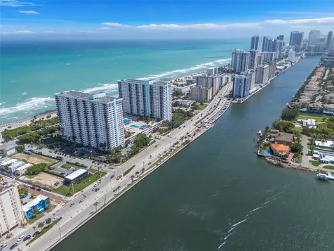 1201 S Ocean Drive Hollywood FL 33019