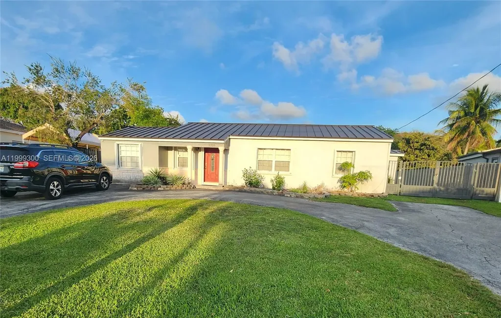 3325 S Lake Drive Miami FL 33155