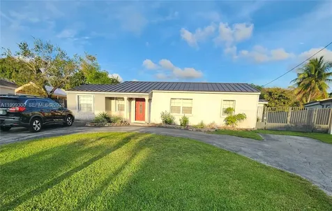 3325 S Lake Drive Miami FL 33155