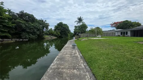 3325 S Lake Drive Miami FL 33155