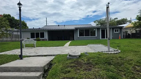 3325 S Lake Drive Miami FL 33155
