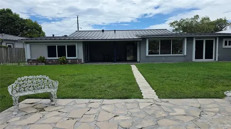 3325 S Lake Drive Miami FL 33155