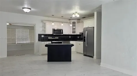 3325 S Lake Drive Miami FL 33155