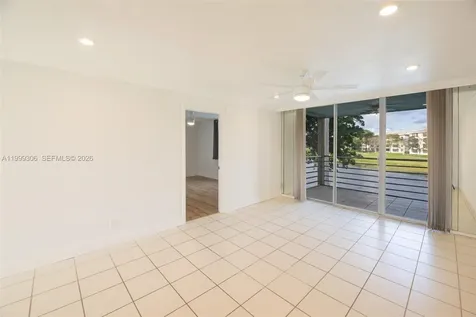9311 Orange Grove Drive Davie FL 33324
