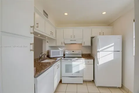 9311 Orange Grove Drive Davie FL 33324
