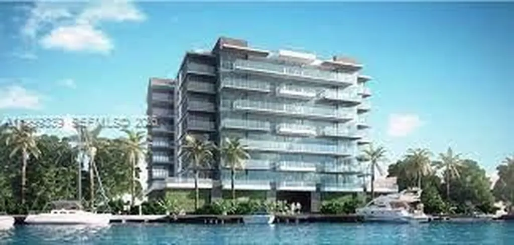 9521 E Bay Harbor Drive Bay Harbor Islands FL 33154