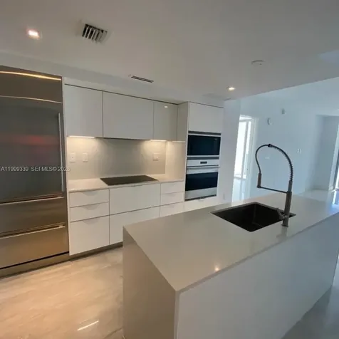 9521 E Bay Harbor Drive Bay Harbor Islands FL 33154
