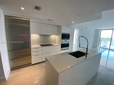9521 E Bay Harbor Drive Bay Harbor Islands FL 33154