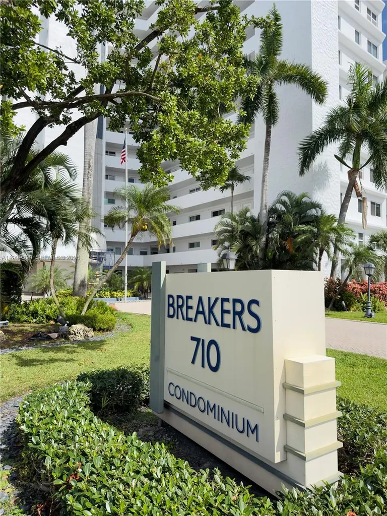 710 N Ocean Boulevard Pompano Beach FL 33062