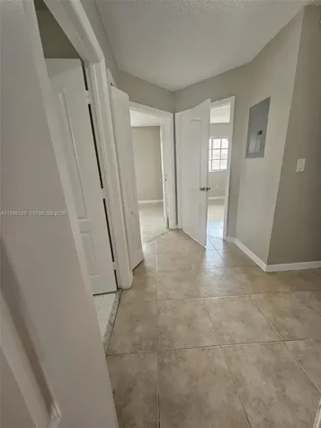 2527 W 76th Street Hialeah FL 33016
