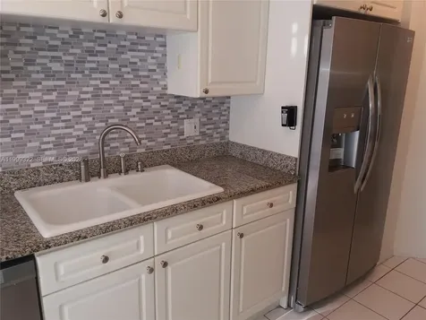 17275 Collins Avenue Sunny Isles Beach FL 33160
