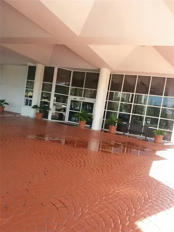 17275 Collins Avenue Sunny Isles Beach FL 33160