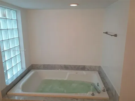 17275 Collins Avenue Sunny Isles Beach FL 33160