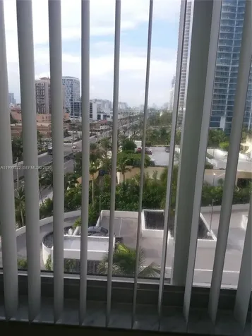 17275 Collins Avenue Sunny Isles Beach FL 33160