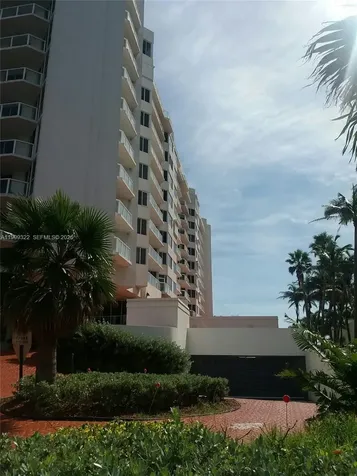 17275 Collins Avenue Sunny Isles Beach FL 33160