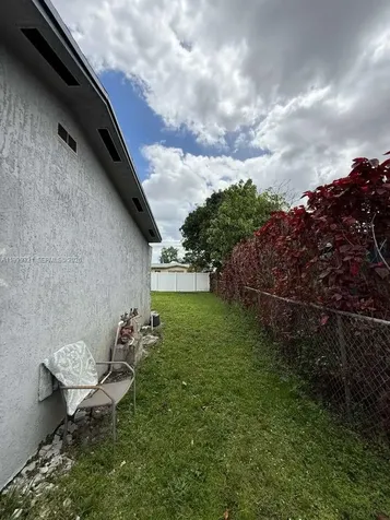 6708 Raleigh Street Hollywood FL 33024
