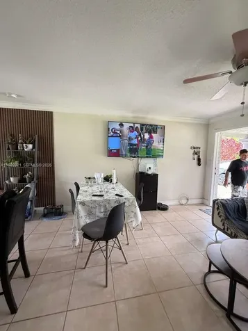 6708 Raleigh Street Hollywood FL 33024