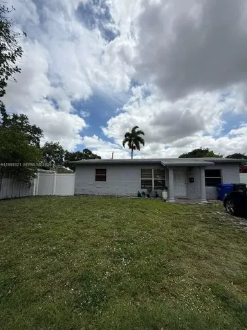 6708 Raleigh Street Hollywood FL 33024