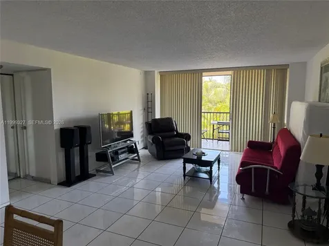 20335 W Country Club Drive Aventura FL 33180