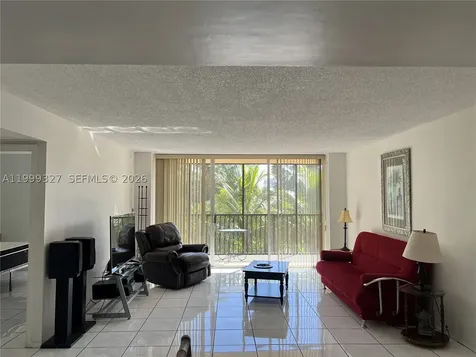 20335 W Country Club Drive Aventura FL 33180