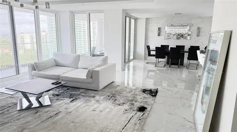 19707 Turnberry Way Aventura FL 33180