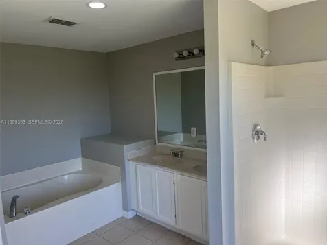 4015 6th Street SW Lehigh Acres FL 33976