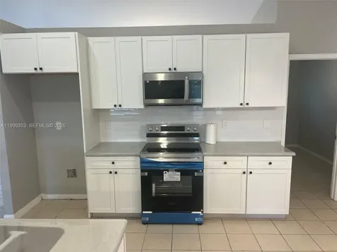 4015 6th Street SW Lehigh Acres FL 33976