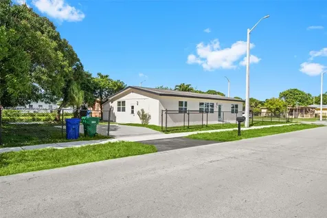 3061 NW 2nd Street Fort Lauderdale FL 33311