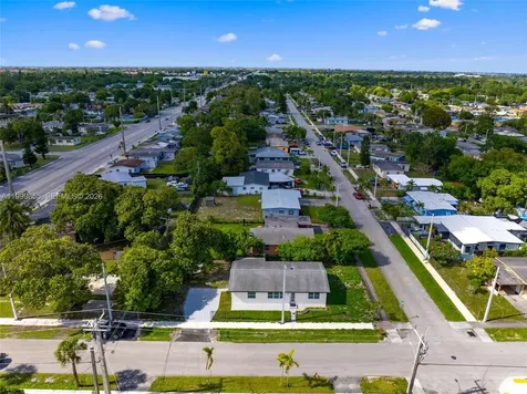 3061 NW 2nd Street Fort Lauderdale FL 33311