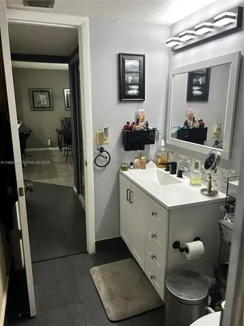 4025 N Nob Hill Road Sunrise FL 33351