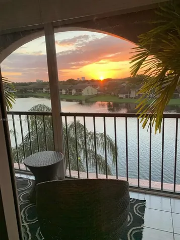 4025 N Nob Hill Road Sunrise FL 33351