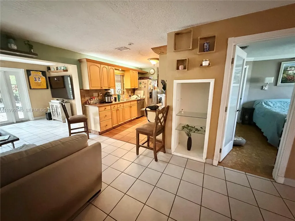 1581 SW 27th Terrace Fort Lauderdale FL 33312