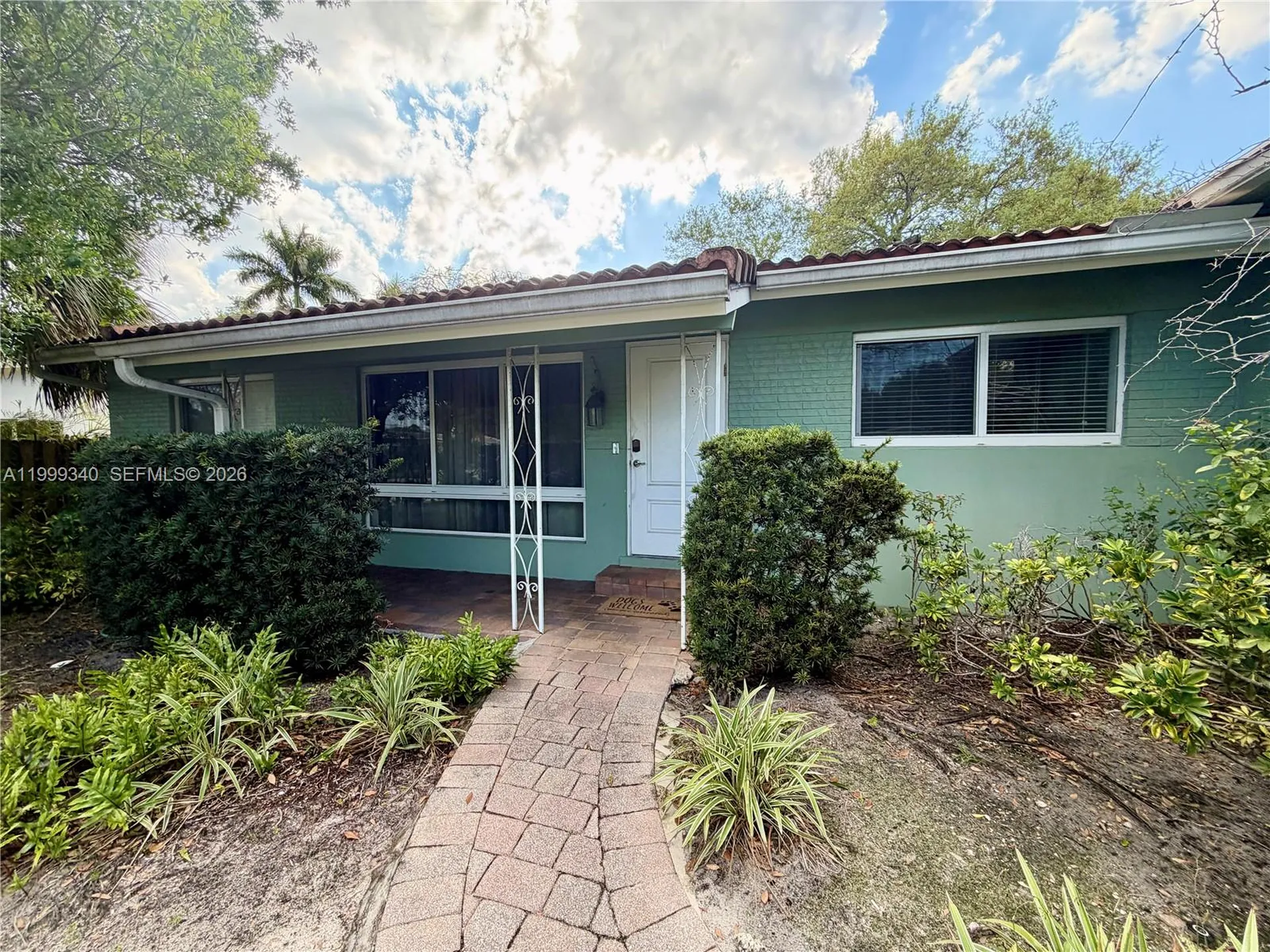 1581 SW 27th Terrace Fort Lauderdale FL 33312