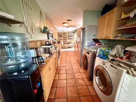 1581 SW 27th Terrace Fort Lauderdale FL 33312