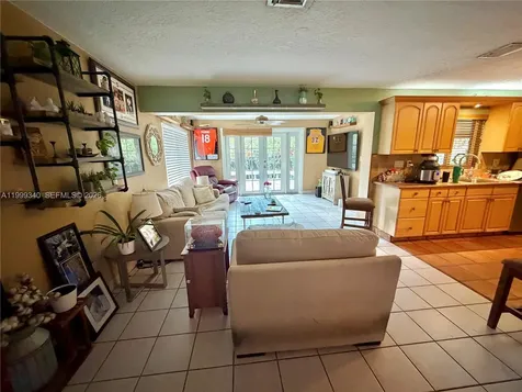 1581 SW 27th Terrace Fort Lauderdale FL 33312