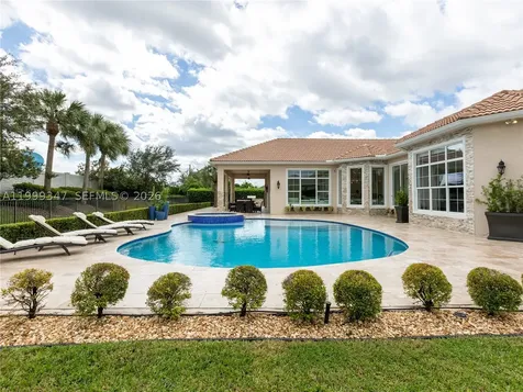 4950 E Sterling Ranch Circle Davie FL 33314
