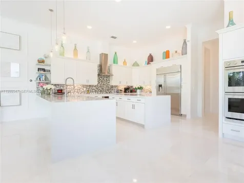 4950 E Sterling Ranch Circle Davie FL 33314