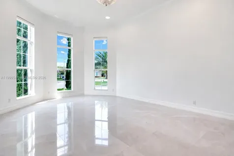 4950 E Sterling Ranch Circle Davie FL 33314
