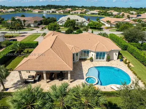 4950 E Sterling Ranch Circle Davie FL 33314