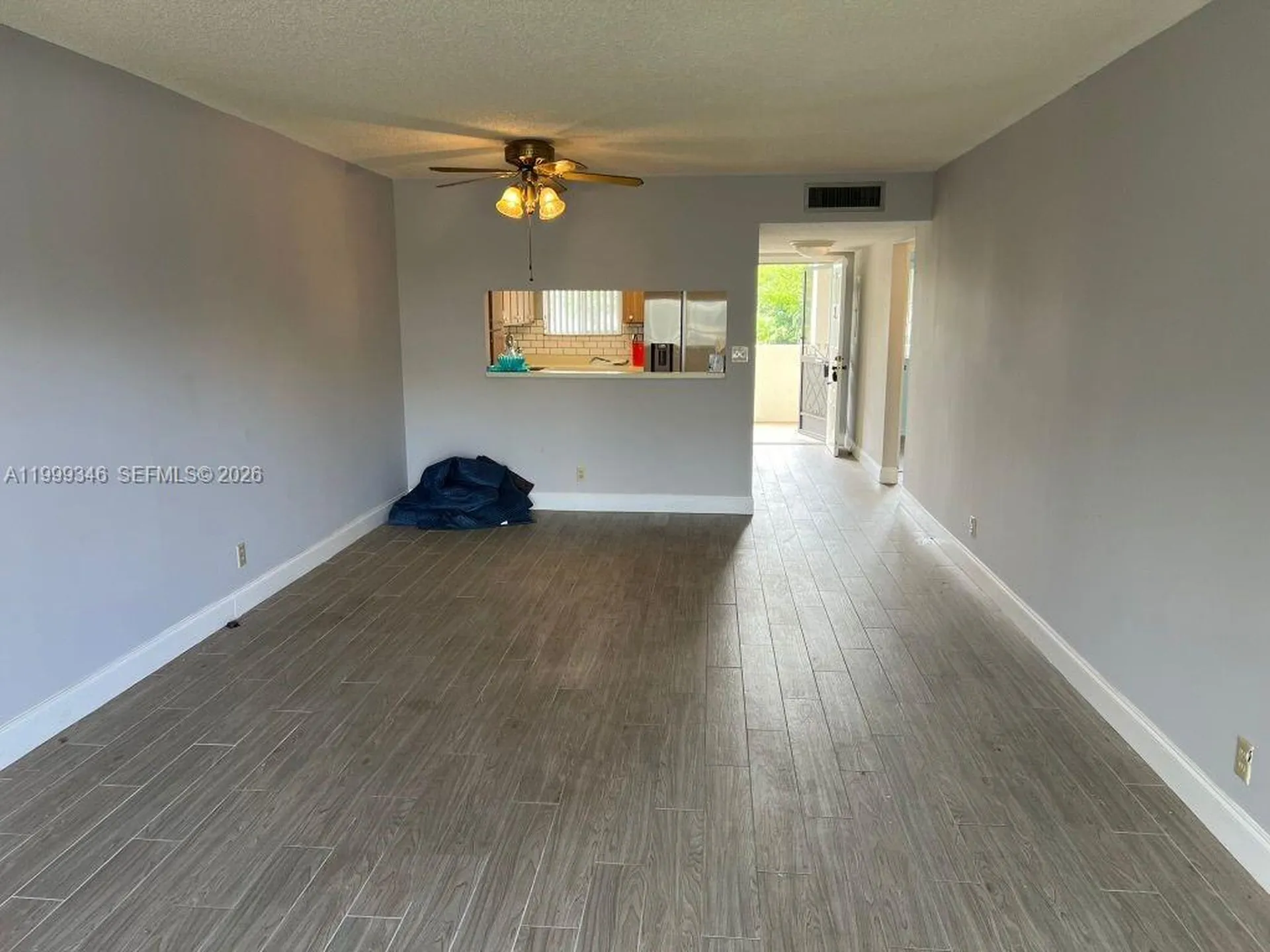 3186 Via Poinciana Lake Worth FL 33467