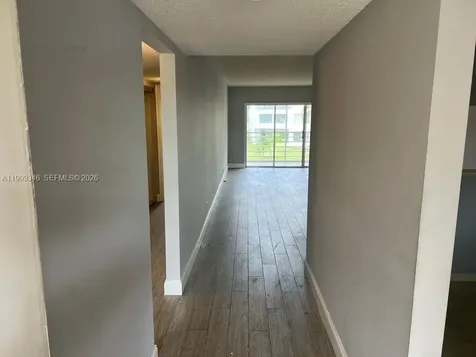 3186 Via Poinciana Lake Worth FL 33467