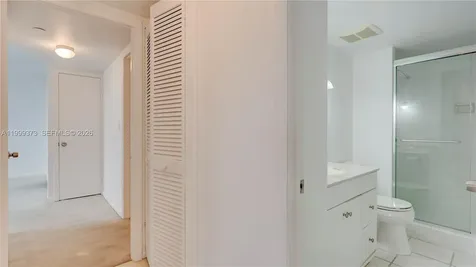 4000 Towerside Terrace Miami FL 33138