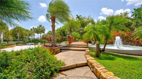 4000 Towerside Terrace Miami FL 33138