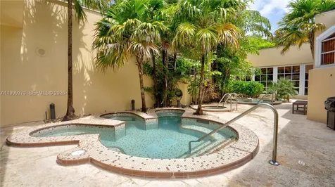 4000 Towerside Terrace Miami FL 33138