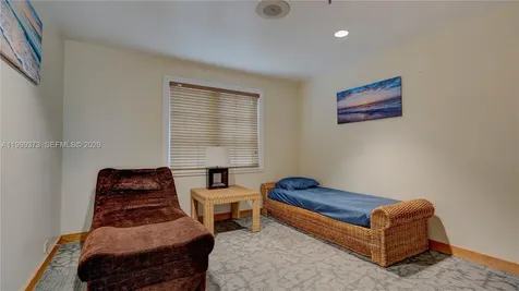 4000 Towerside Terrace Miami FL 33138