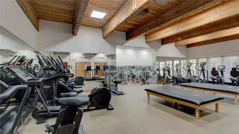 4000 Towerside Terrace Miami FL 33138
