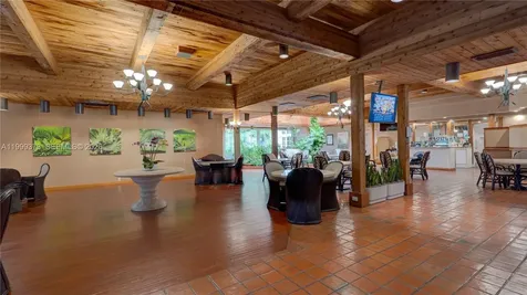 4000 Towerside Terrace Miami FL 33138